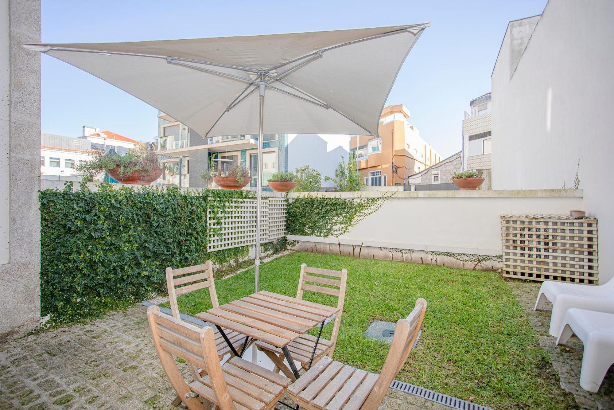 Liiiving In Porto - Garden Light Mezzanine Apartment Exterior foto