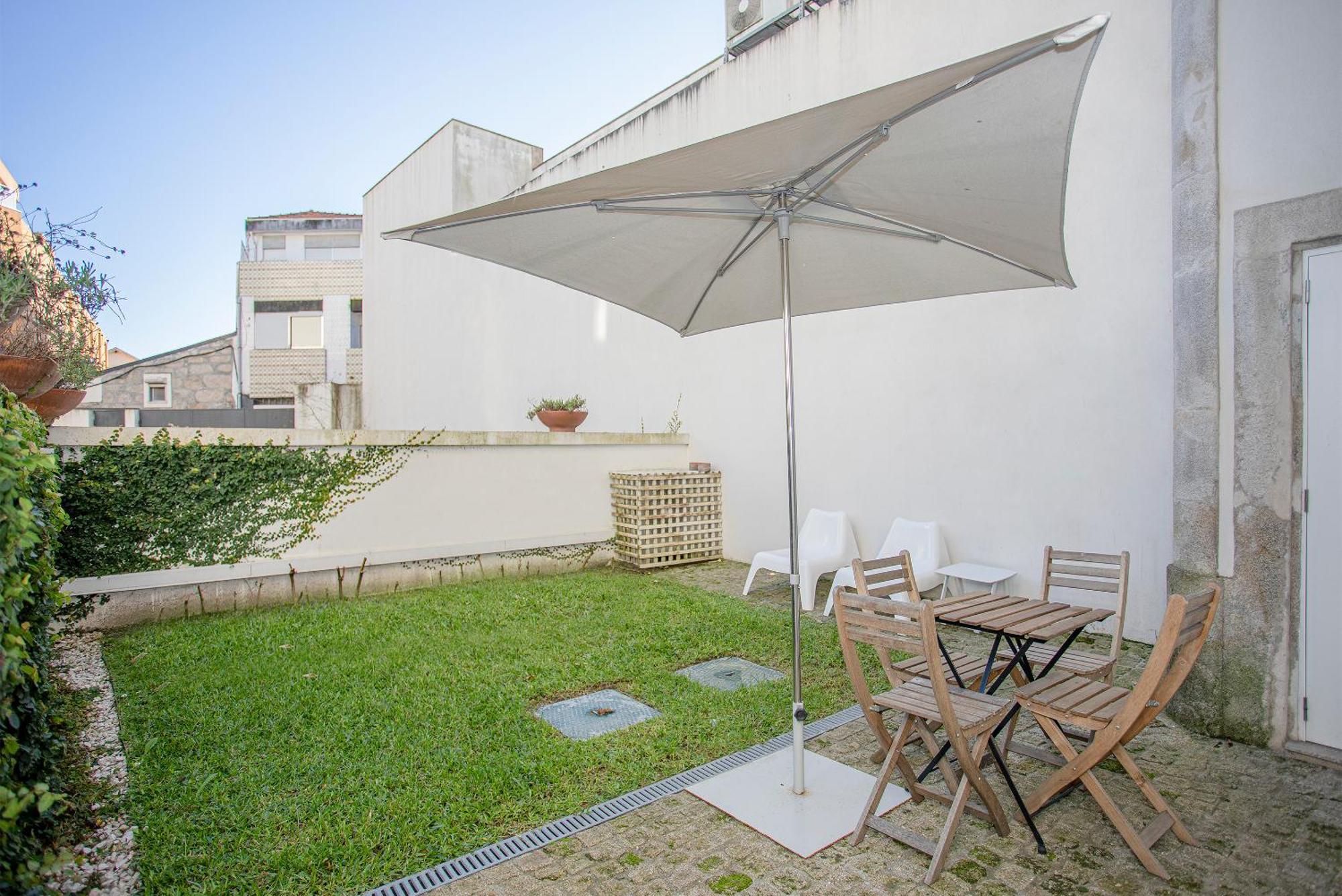 Liiiving In Porto - Garden Light Mezzanine Apartment Exterior foto